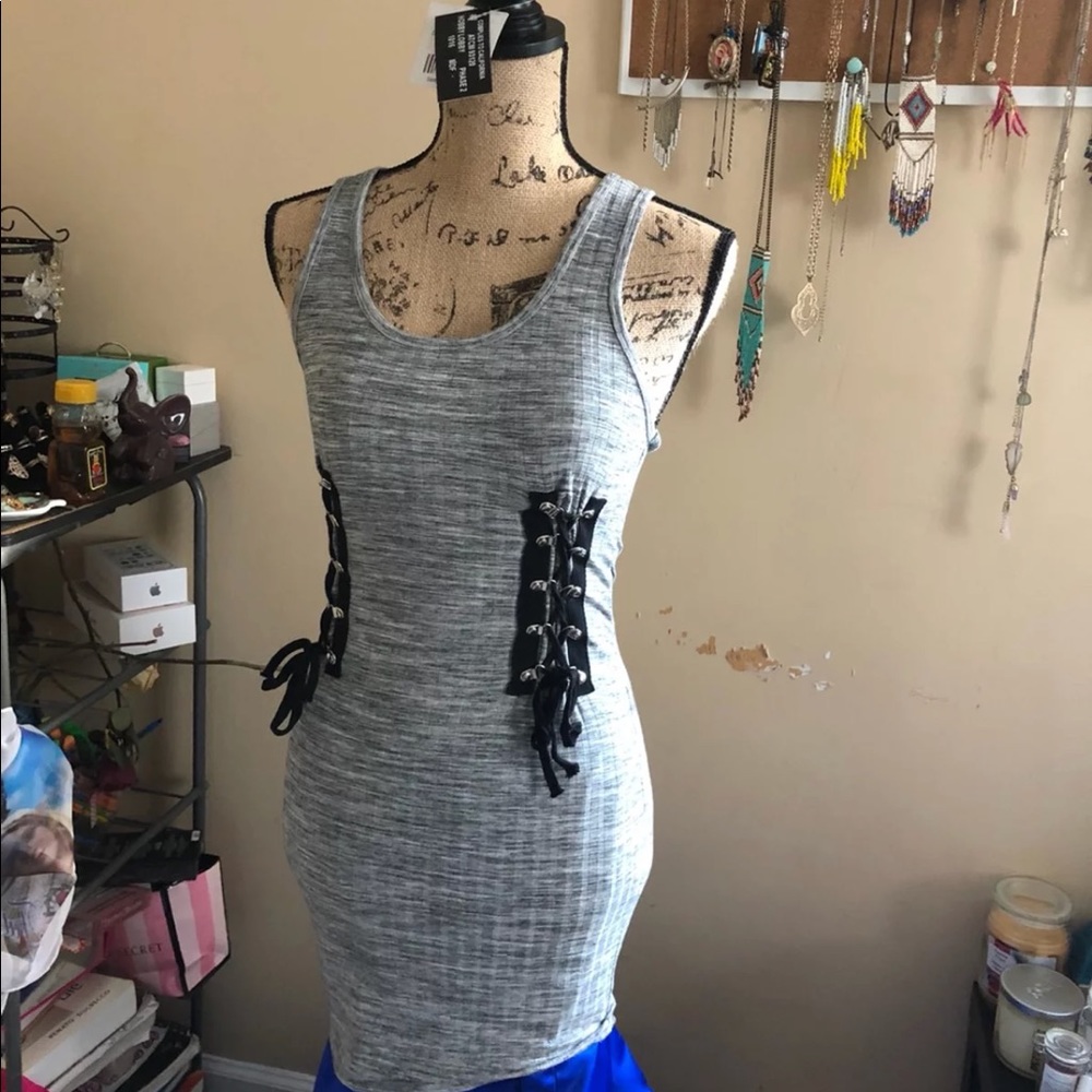Small Gray Forever 21 Dress. PRICE IS NEGOTIABLE